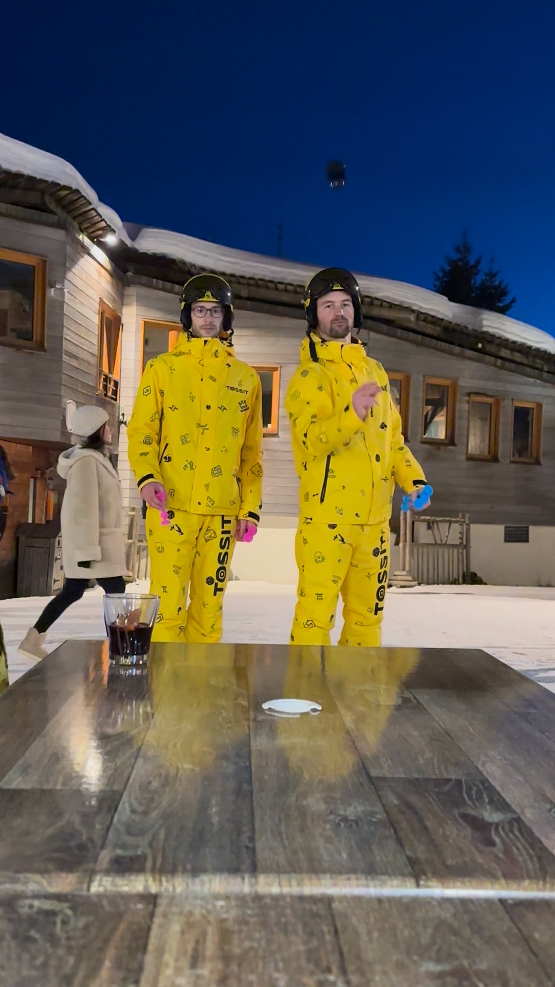 🎯 新感覚！シリコン吸盤ダーツの「ペタンク×ダーツ」ゲーム