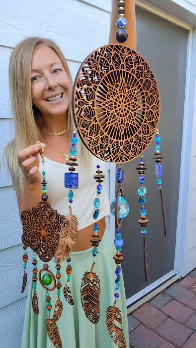 My First ever creation on my Creality Falcon A1 Pro🔥✨
I just unboxed it today and I’m already SO impressed 😍
Setup was super beginner-friendly, smooth to use, and the cutting quality is amazing 🔥
This is only the beginning… can’t wait to see what else I can create with this awesome machine.

 #crealityfalcon #laserengraving #lasercutting #diycrafts #creality