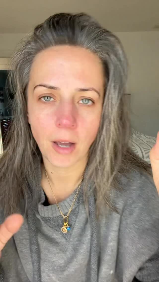 The Zombie Duo for skin that’s tired of being tired. Hydrated, smoother, and very much alive again. Visit the link in my bio & use KELLYROSESARNO to save! #ad @acurebeauty #ACUREbeauty #ACUREpartner