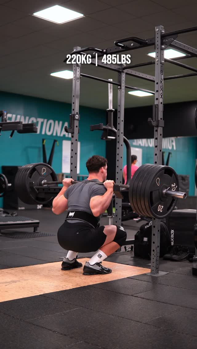 @hardbody DEMON DROP IS LIVE ✅

#explore #fitness #davidspt #bodybuilding #squats