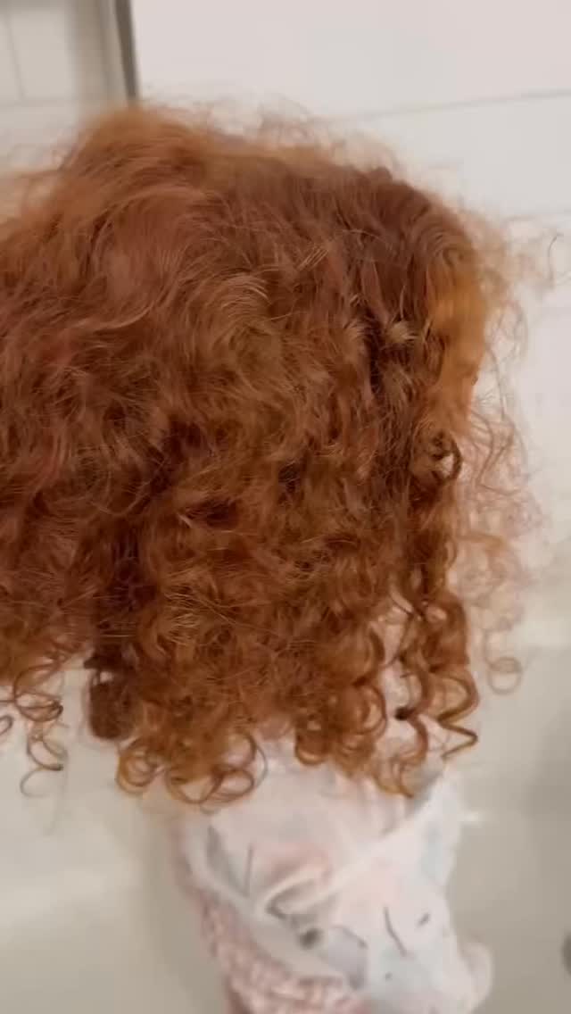 Get Beautiful, Bouncy Curls with Curly-Q