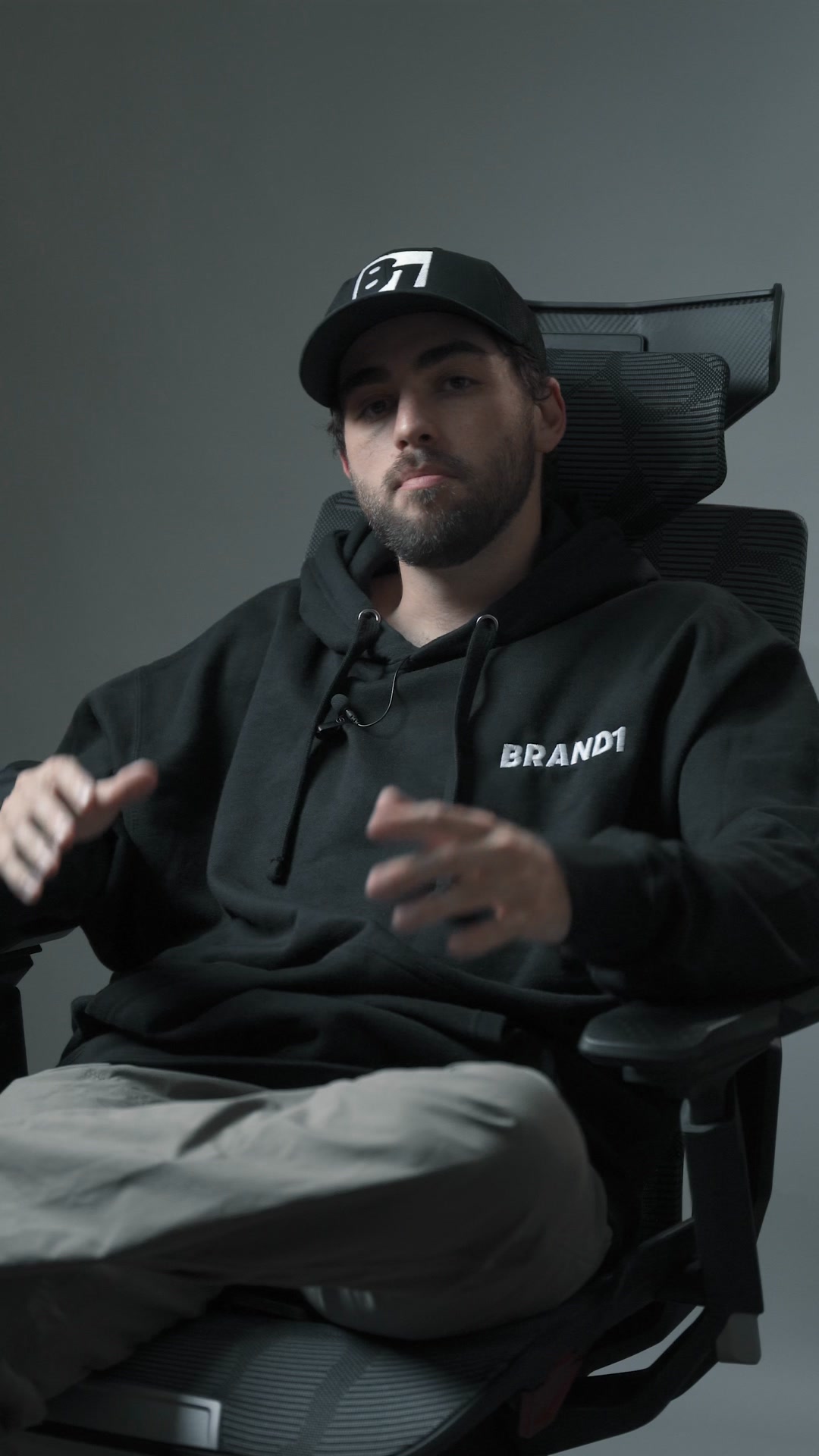 Desky® Electric Standing Desks - Boost productivity.