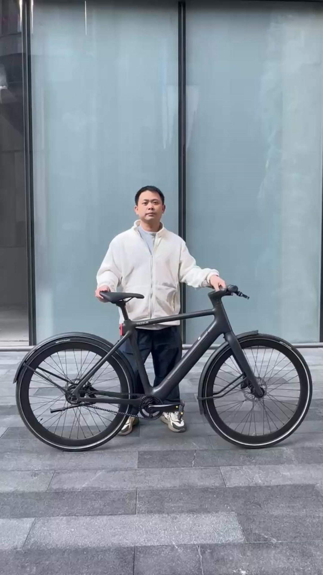 🚴‍♂️Make every ride worry-free!
The Tezeus C8 comes with hydraulic disc brakes with internal cable routing and automatic headlights, designed to meet European safety standards. Paired with millimeter-wave radar + smart anti-theft system, it alerts you in real time and keeps your e-bike secure.

Safety starts with the right choice. 💡

Get free mudguards + kickstand, 1-year Smart Connect service, and a 2-year warranty with every Tezeus C8. Ride worry-free, enjoy every moment.

Discover Tezeus C8 now →
https://tezeusbike.com/products/tezeus-c8