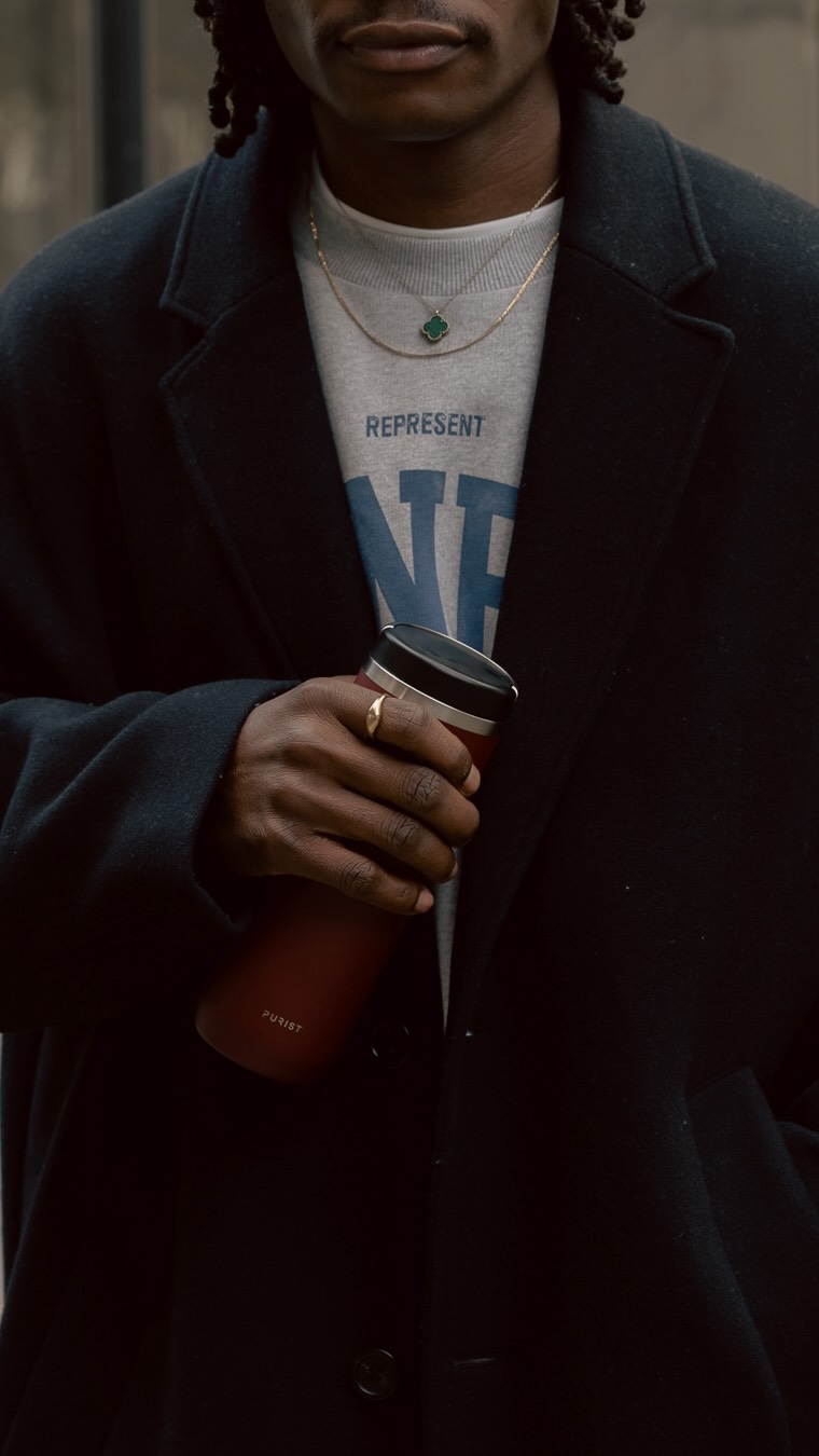 This bottle earned its place. The Mover by @puristcollective blends into my routine the same way a great coat or pair of shoes does…functional, but unmistakably stylish 🤗

AD