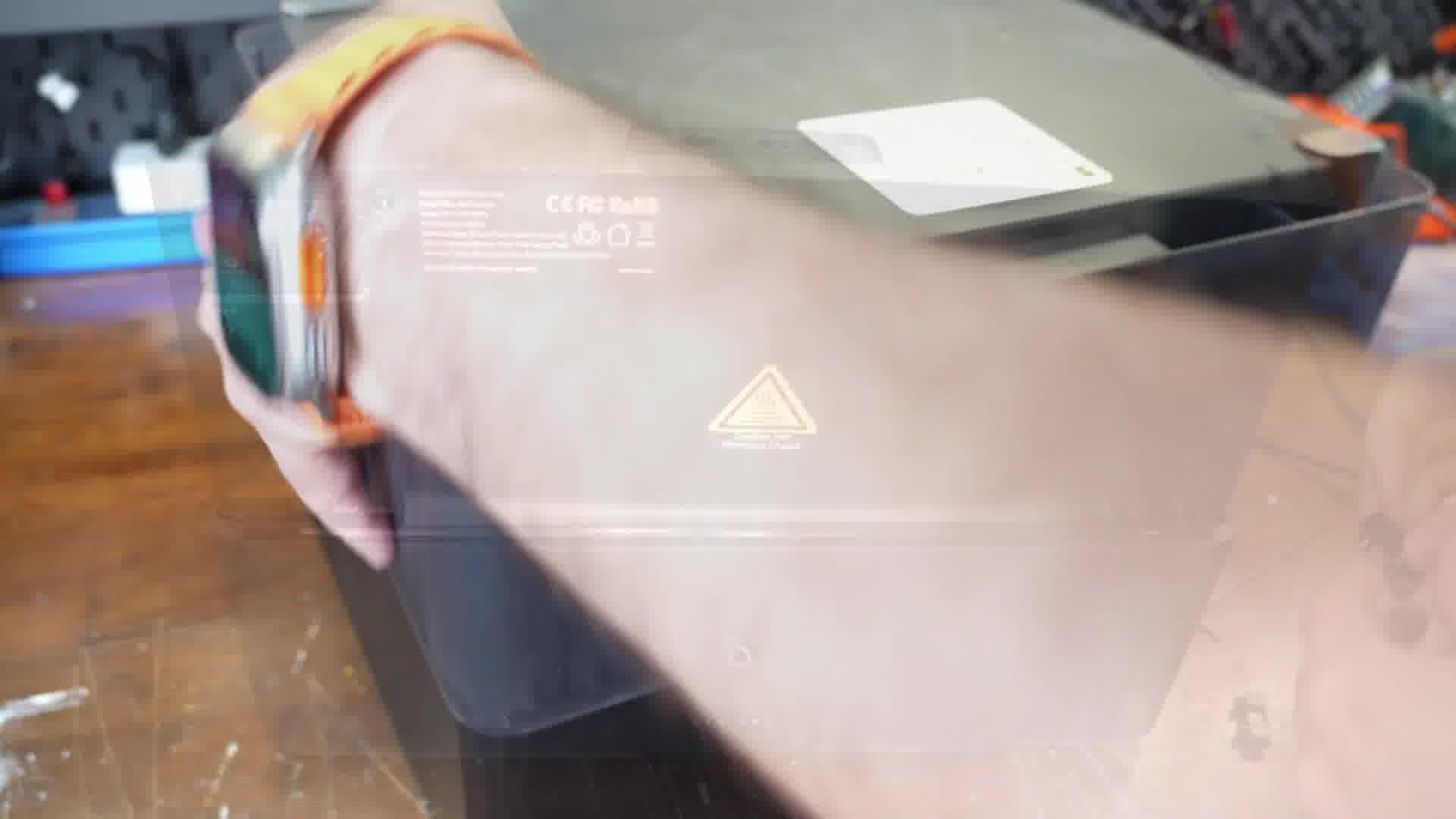 Ne mettez plus vos impressions en pause pour le séchage ! Soyez multitâche comme un pro grâce à la mise à niveau du chauffage AMS !
✔ Efficacité multipliée par deux : Chauffez jusqu'à 70 °C et imprimez simultanément
✔ Pas de points chauds : Le double flux d'air maintient une température uniforme
✔ Protection intelligente contre l'humidité : Chauffe automatiquement lorsque l'humidité relative est supérieure à 50 %
✔ Gain de place : Empilez 16 couleurs sans encombrement
La mise à niveau ne prend que 2 minutes, car l'innovation ne devrait pas être compliquée. 💡