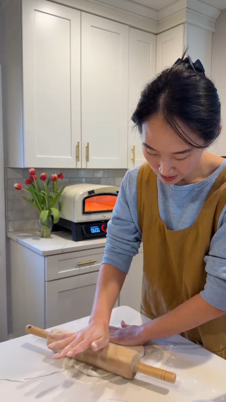 @soonaert has a new favorite dinner. But then again, who doesn’t love pizza for dinner?