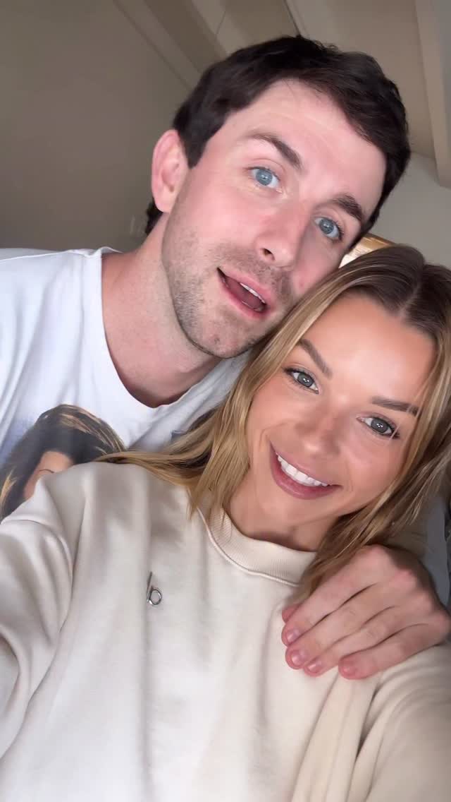 Instant gratification >>> we love the viral @dr.melaxin_global exfoliating black rice peel shot and the white rice exfoliant for radiant, glowing skin @greyd_global 

#peelshot #drmelaxin #drmelaxinpeelshot #kbeauty #exfoliation #blackhead #amazonbeauty #deadskinremoval #smoothskin #cardibpeelshot #greyd #greydcommunity