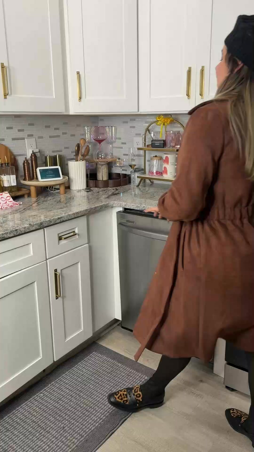 Ya sea para preparar una cena familiar saludable o para llenar tu botella antes de salir, cada sorbo debe ser fresco, limpio y sin preocupaciones.