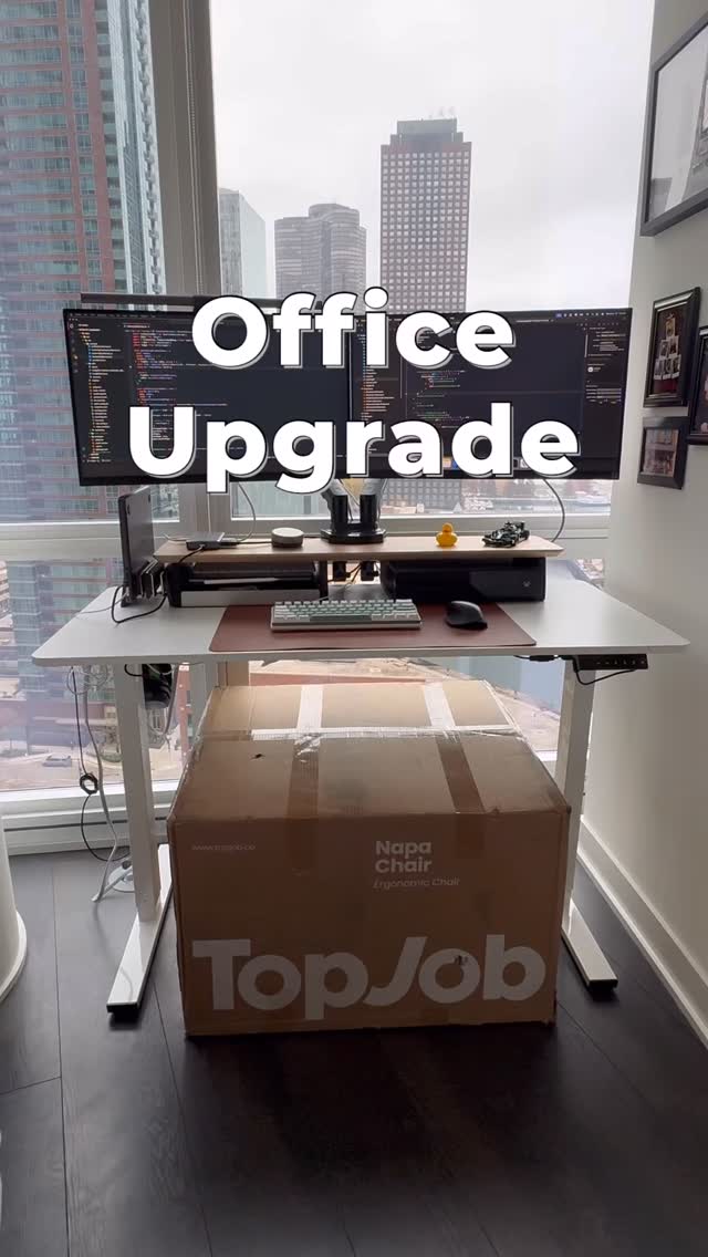 absolutely loving the upgraded setup 🚀 this Napa Ergonomic Chair from @topjoblab is on a different level - the support, the comfort, the look… easily the best chair I’ve had so far. If you’ve been thinking about leveling up your setup, use code LZ10 for 10% off!