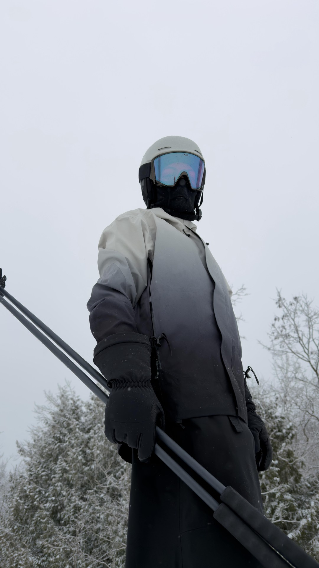 weekend well spent @bluemtnresort with @icebreakernz ❄️

@icebreakernz ,the official partner of @ikonpass #ad