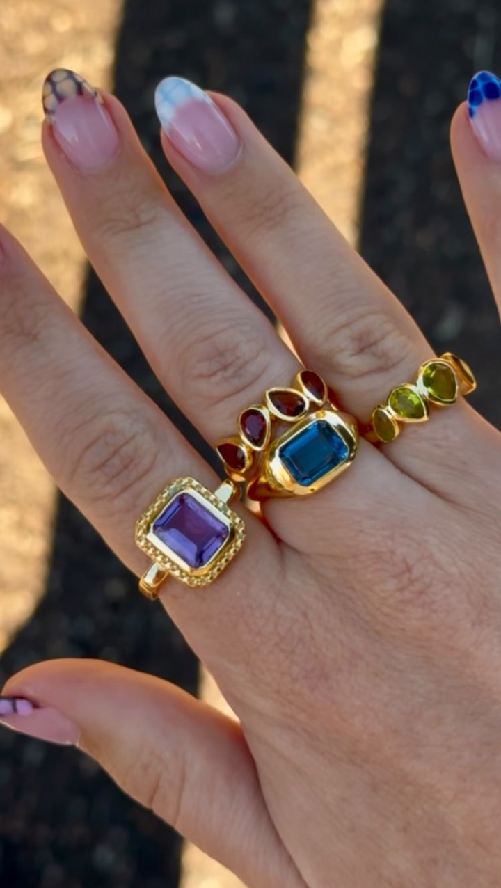 Sydney is SUMMERING and it’s time for a Summer ring stack refresh! 😍☀️✨ 🌈 #bixbyandco