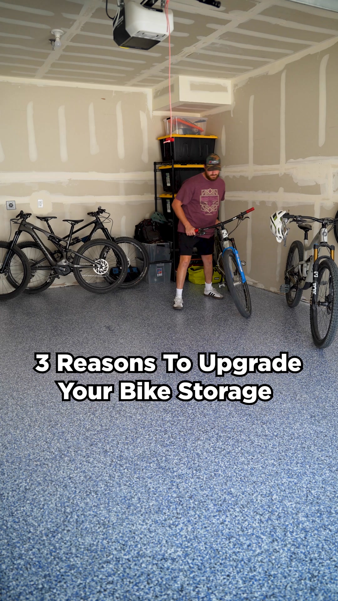 Flexible Wall-Mounted Rack