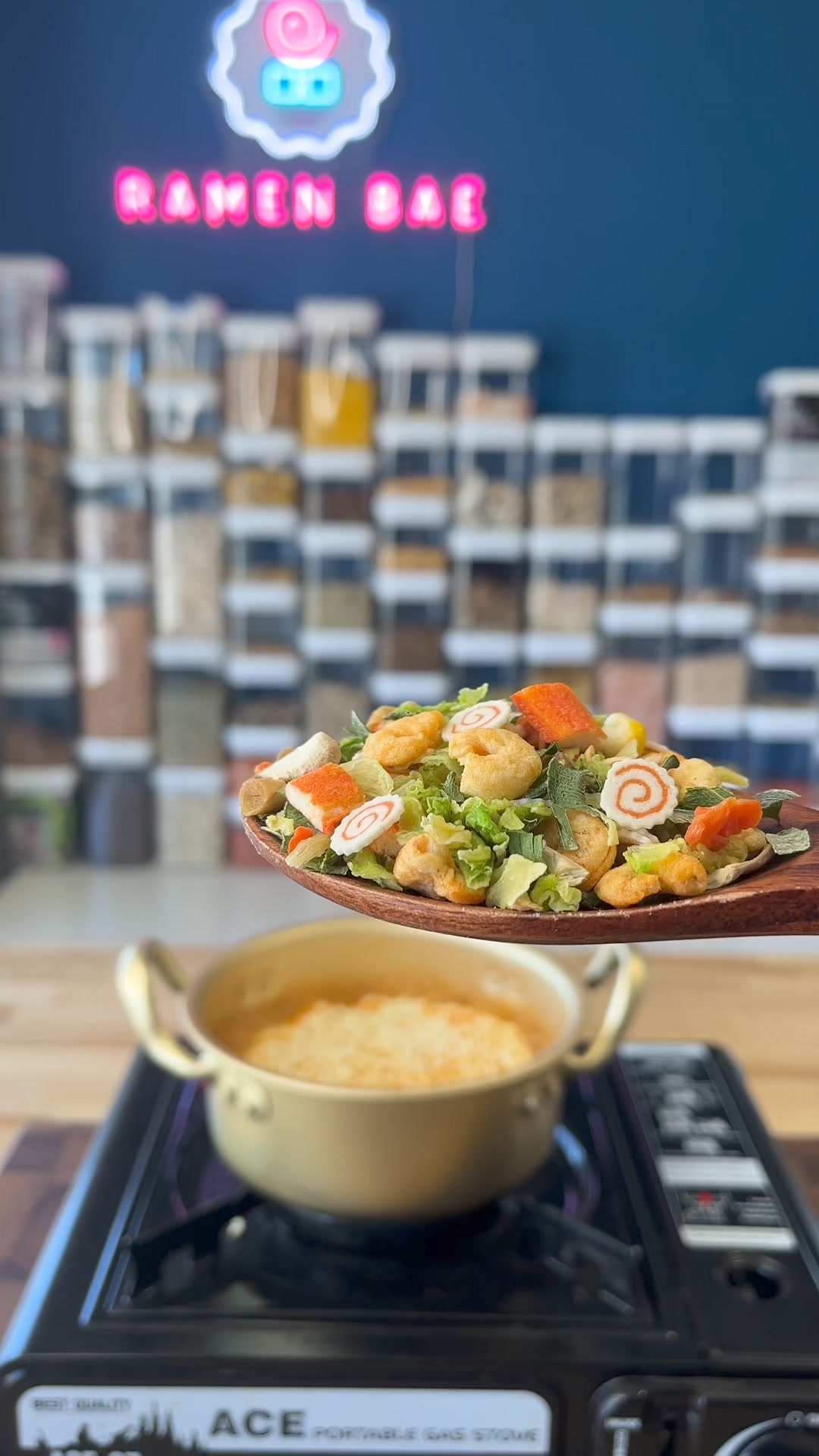 Want more toppings for your ramen? Now you can add as much as you want! 🍥🍥🍥

#ramentoppings #ramen #instantnoodles #cupnoodles #theramebae #ramenbae #driedramentoppings