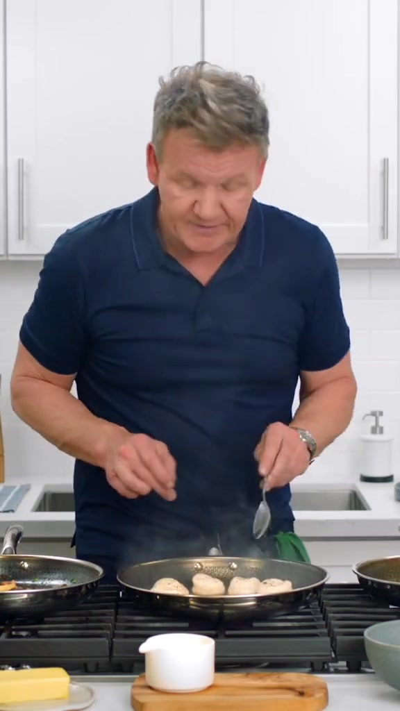 The perfect pan-seared scallops don't exi...