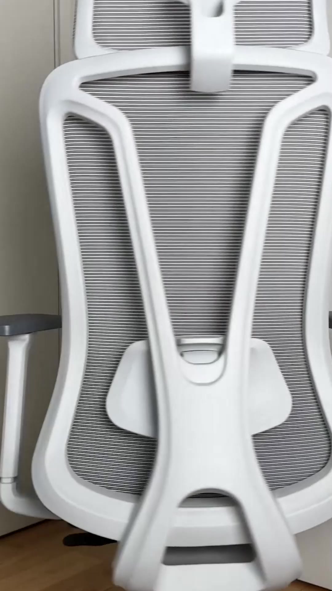 Ergonomic Office Mesh Chair