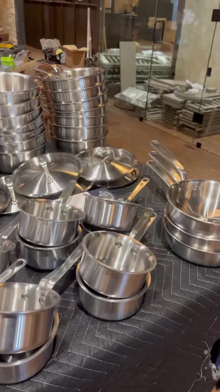 No Endorsements. Real Chef-Quality Cookware