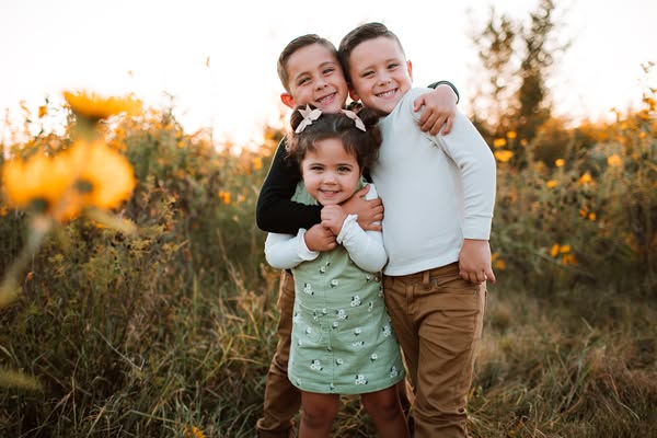 Who else is in the middle of a busy fall season? 🙋‍♀️🍂 We hope your calendar is full, your sessions are going beautifully, and you’re soaking up every moment of helping families capture memories they’ll treasure forever. 💛

🌿 Edited with the NEW Natura Evolution Collection for Lightroom and Adobe Camera Raw. Use Lightroom CC? You can sync these directly to your mobile phone, too! See the full collection and the discount here ---> https://bit.ly/NATURAEvolution

Melanie Napier Photography, these photos are stunning and we're so grateful that you allow us to share them! Thank you so much. 🌻

Come join our Pretty Presets for Lightroom community for more encouragement and inspiration!