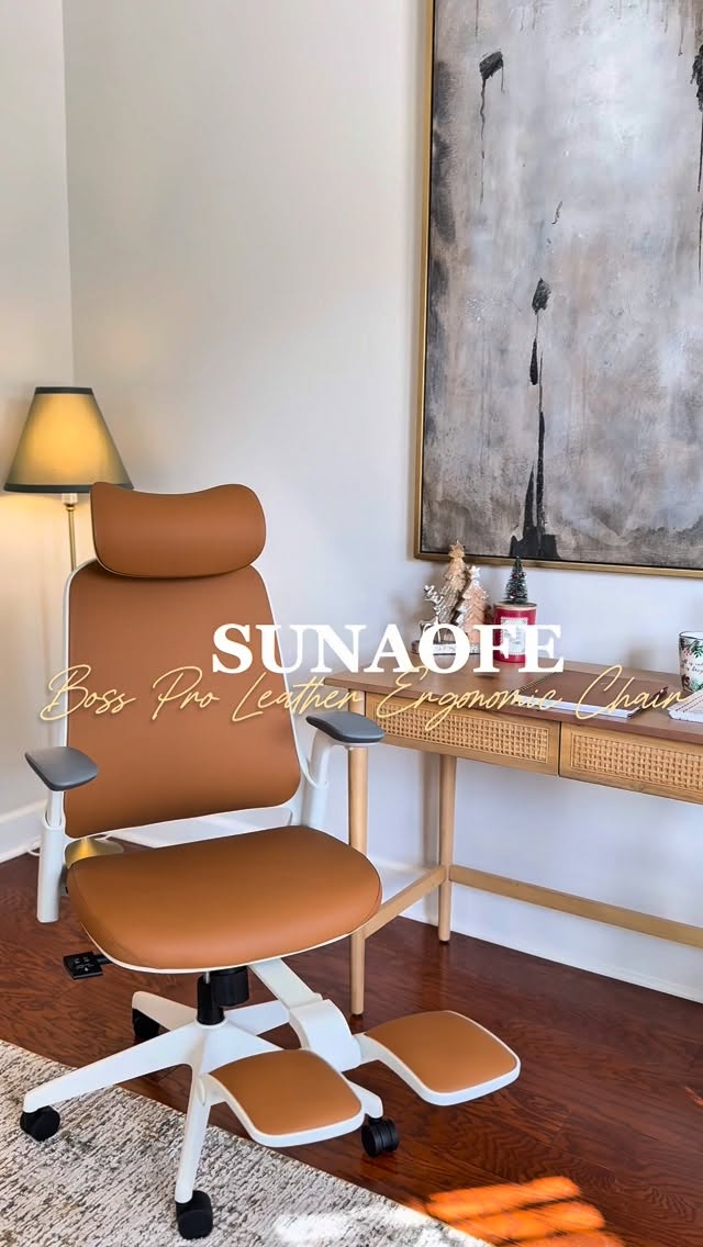 As we step into a new year, I wanted to give myself a gift that truly matters — comfort.
After all the long working hours, editing sessions, and endless to-do lists, I finally chose something that supports me back.

Meet my new favorite investment: Sunaofe Boss Pro Leather Ergonomic Chair.
@sunaofe.official 
With its adaptive lumbar support and leather footrest, it feels like a warm reset for my entire body.

Sometimes the best gift…
is the one you give yourself. ✨

Here’s to a more comfortable, more productive, and more peaceful new year.
#Sunaofe #ErgonomicChair #NewYearNewMe #ad #homeinteriors #officefurnituredesign #officedecor #officechairs