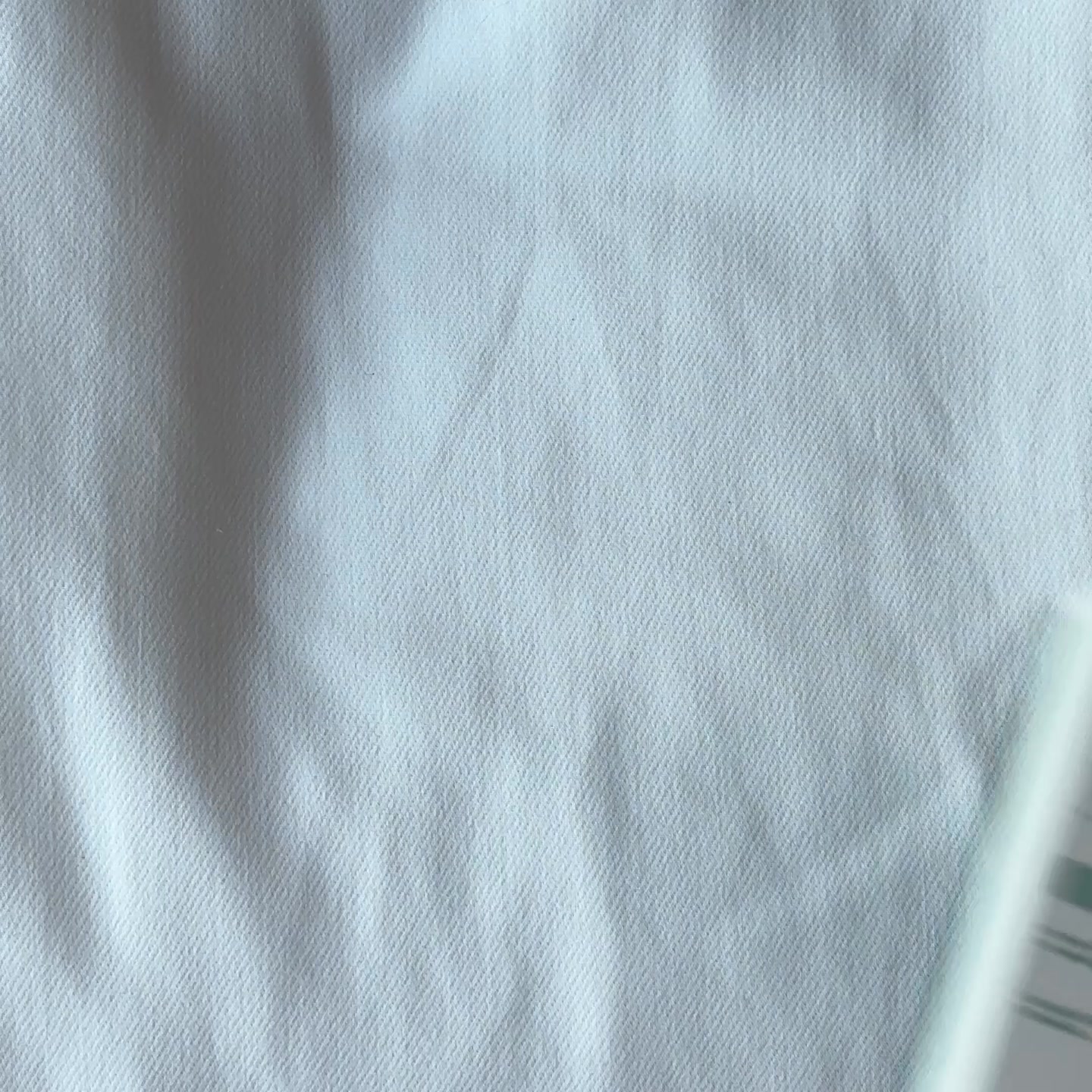 this would’ve ruined me in 2006 💿✨
clear shell just dropped
free shipping available 💕