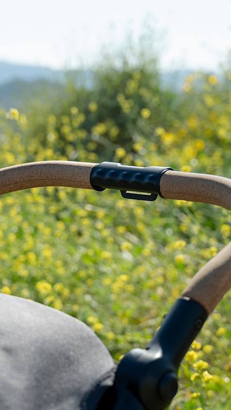 When we chose to use cork for our handlebars, we knew we were choosing more than comfort. 

Cork is renewable, non-toxic, and built to last—so every ride feels good for you and for the planet.🩵

Have you tried cork handles before? Tell us what you think below! 👇🏼