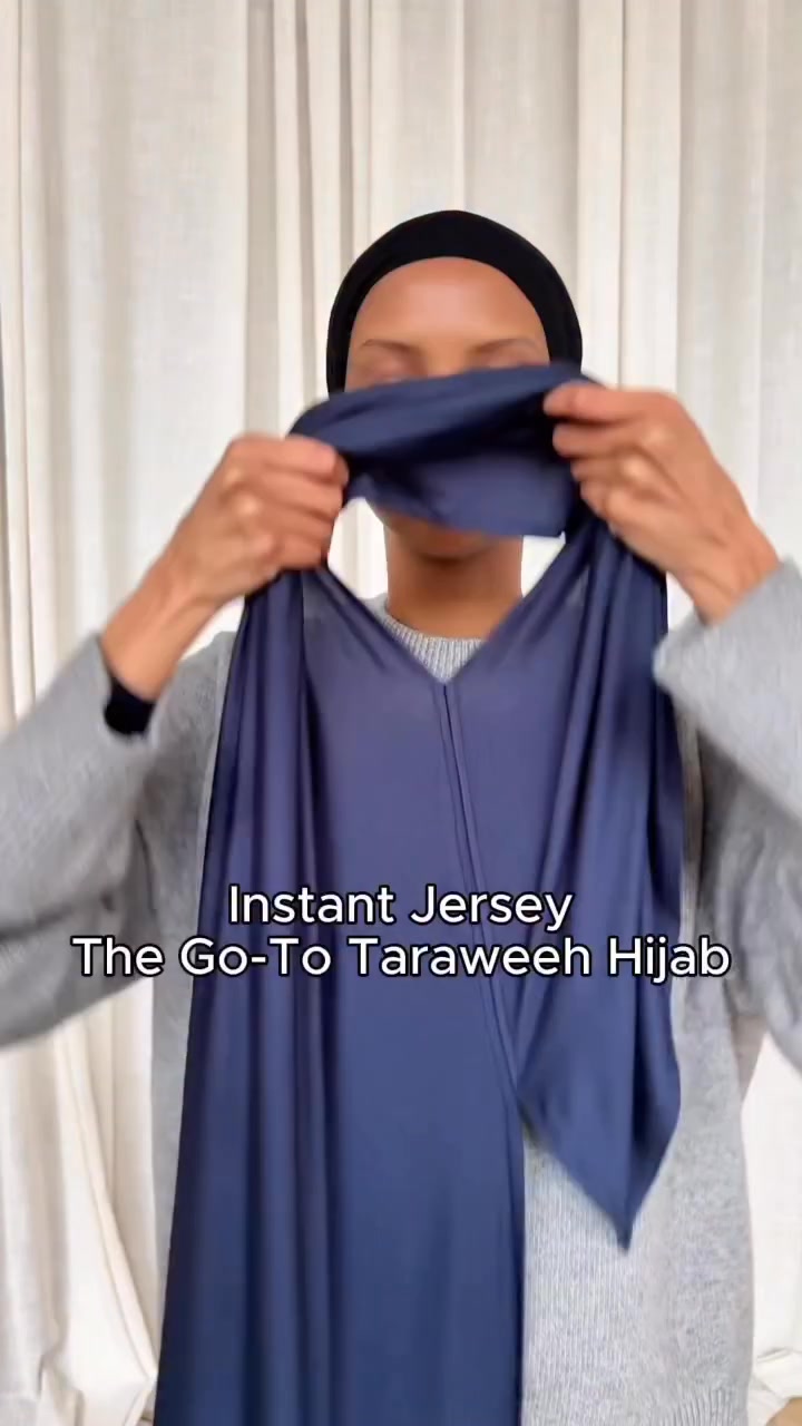 Getting ready doesn’t need to take long or use an ounce of your valuable energy.

Our instant hijabs makes you day easier, everyday.
