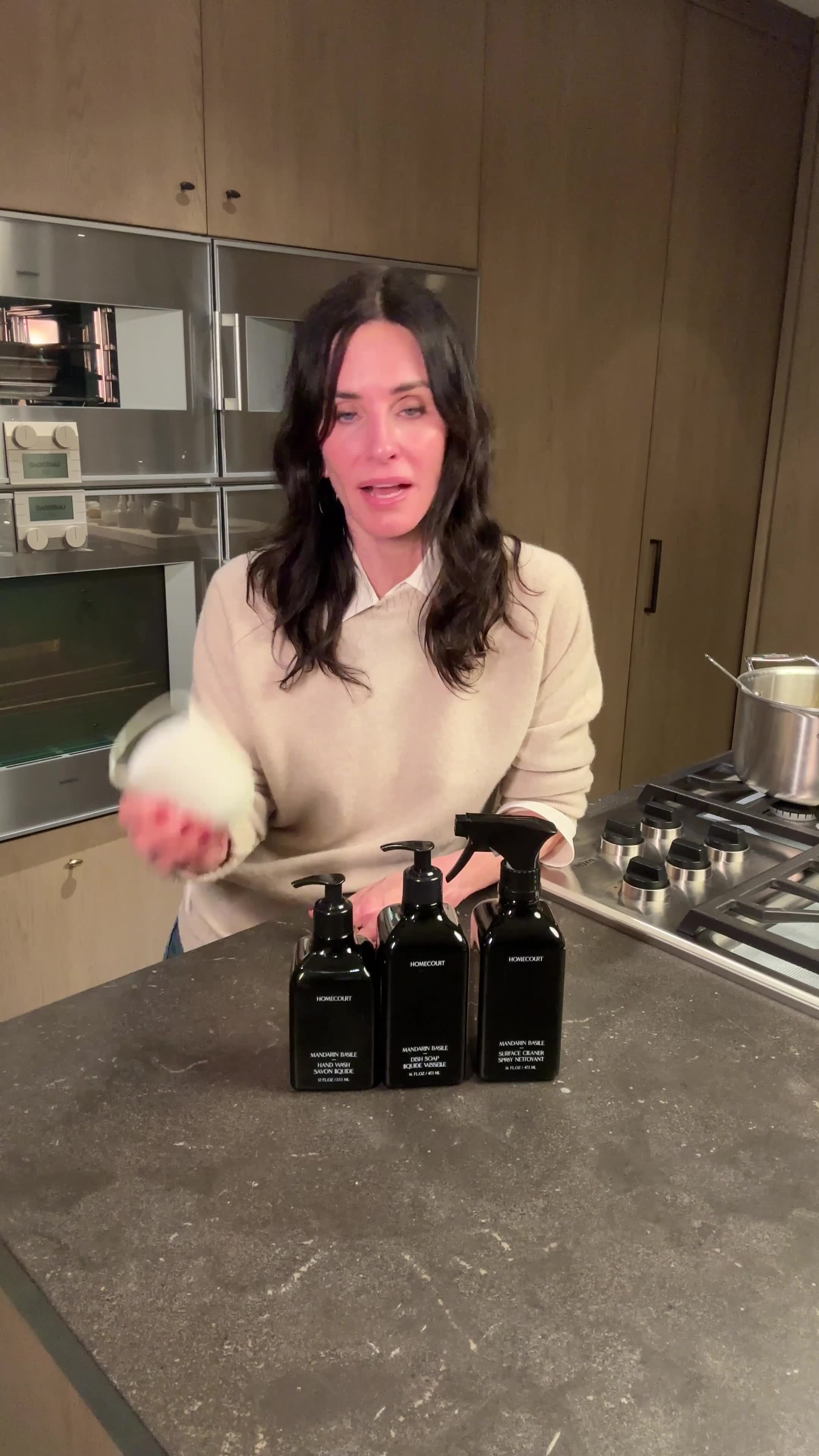 Mandarin Basile is back by popular demand. A beloved signature fragrance featuring notes of sparkling mandarin, fresh basil, and ripe fig.