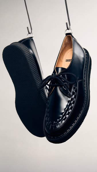 The EVA Hatton. Lighter on foot. Uncompromising in attitude.