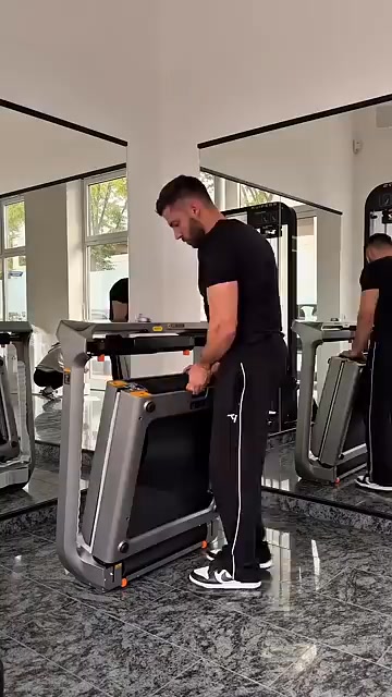 The WalkingPad X218 delivers speed, space, and strength — all in a foldable design.

Why X218?
🏃‍♂️ Speed Range: 1–11.5 MPH (18 KPH)
📏 Extra-Wide Running Area: 55.1" × 20"
💪 Heavy Duty: Supports up to 300 lbs
🧳 Smart Folding Design: Save space when not in use

🎁 Extra $200 OFF
Use code: X218

👉 Train harder. Store smarter.
🛒 Shop Now