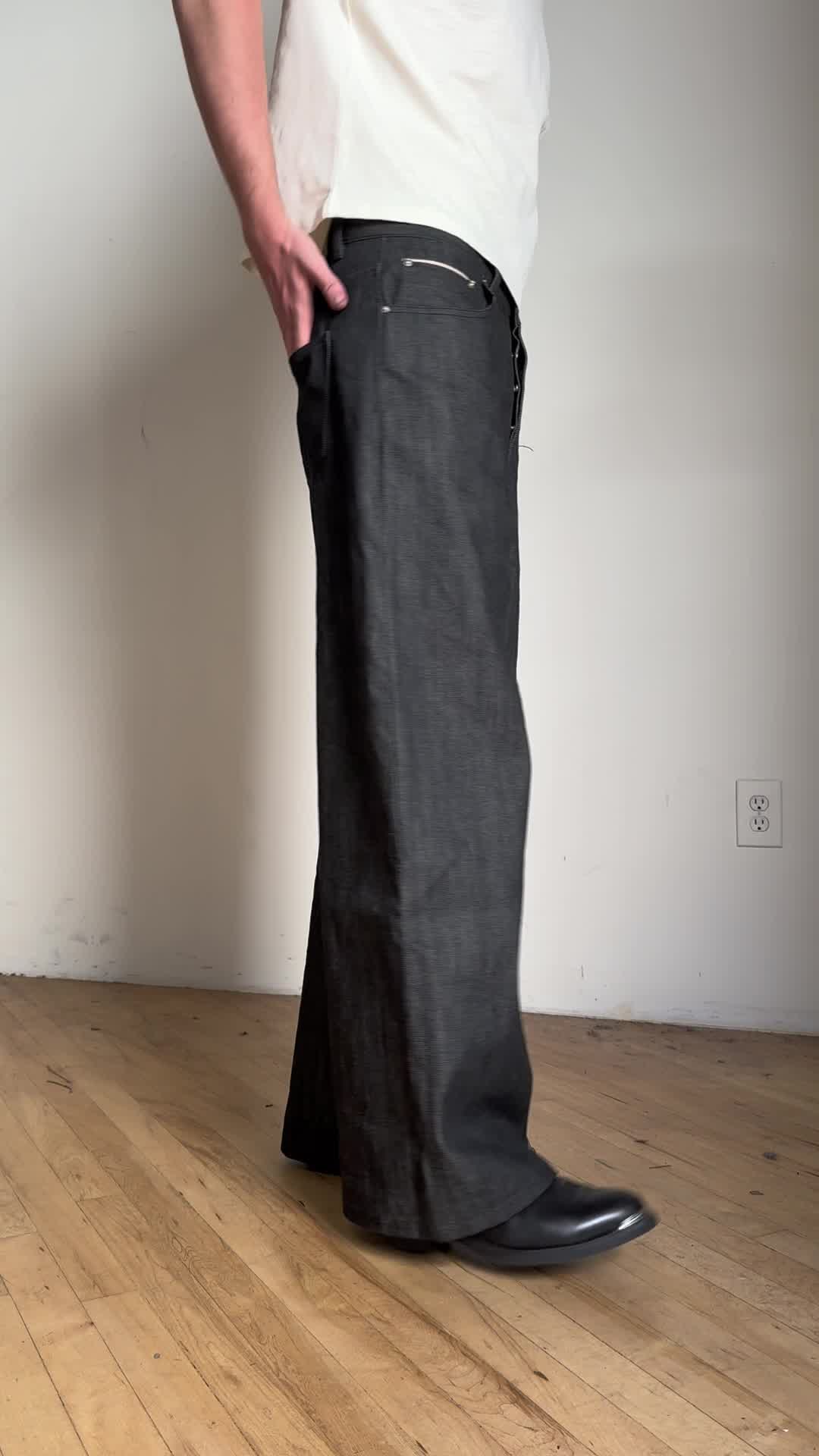 SHOP OUR JAPANESE RAW SELVEDGE DENIM! SHIPS NEXT DAY 
Crafted from 14 oz Japanese selvedge denim, these jeans reflect meticulous sourcing and intentional design. Woven on traditional shuttle looms in Japan, the fabric offers durability, rich texture, and the distinct character of raw selvedge.