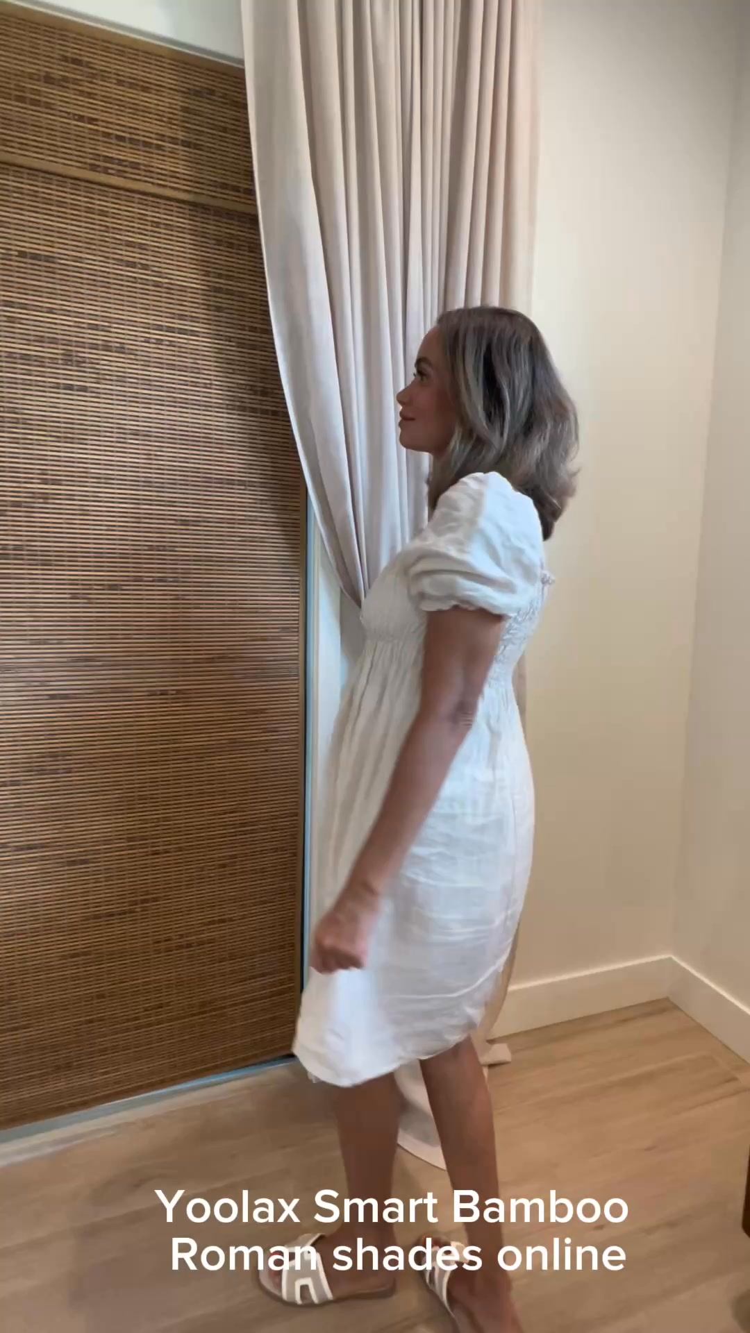 Smart living, made effortless. ✨
Upgrade your home with motorized zebra blinds that blend smart control and modern design.