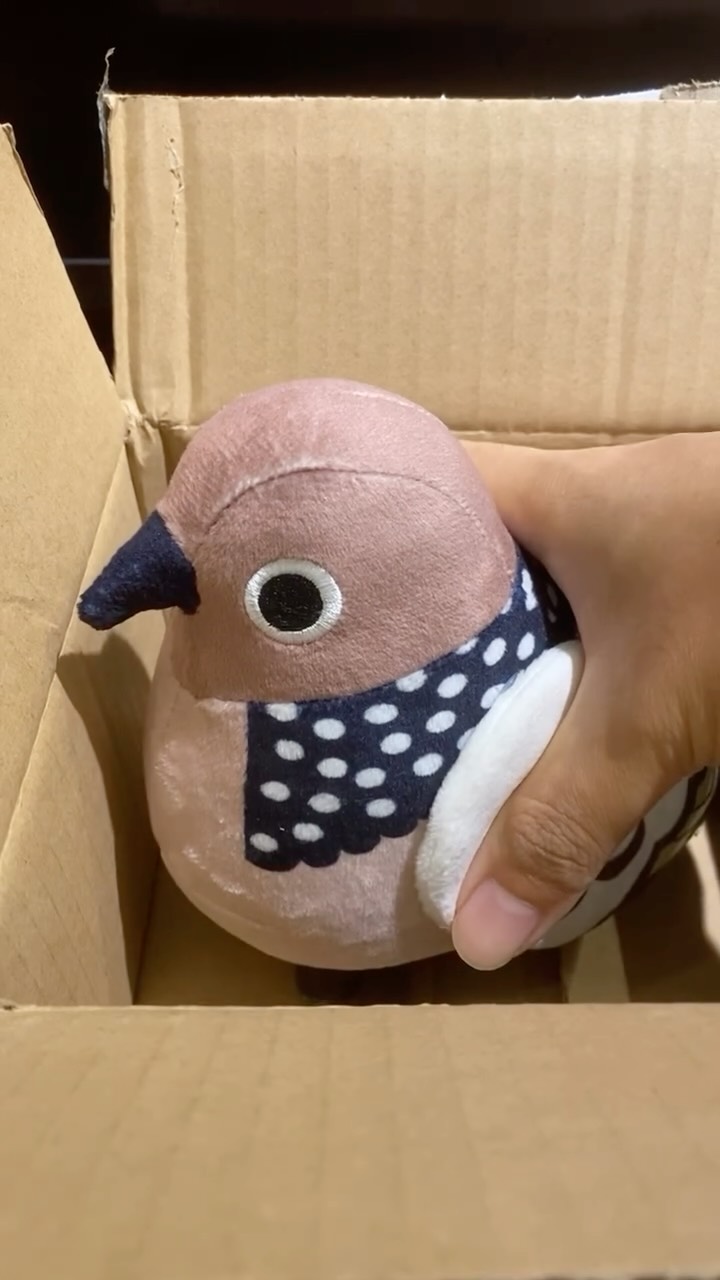 希望出貨嘅時候大家喜歡

我哋對於花紋暫時仲有少少唔滿意嘅地方

修改埋之後就可以出了