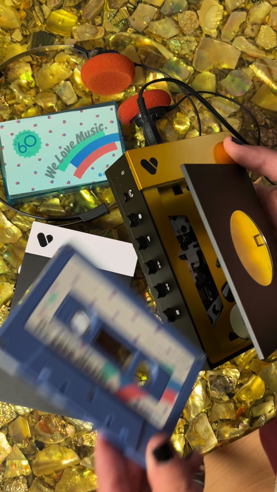 CURTIS IS NOW AVAILABLE TO ORDER!