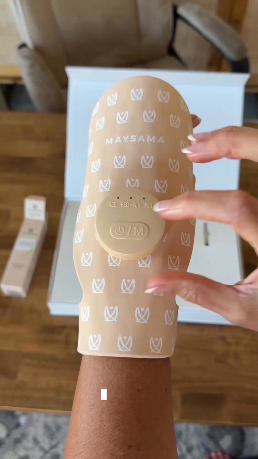 LED Hand Glove for Aging Skin