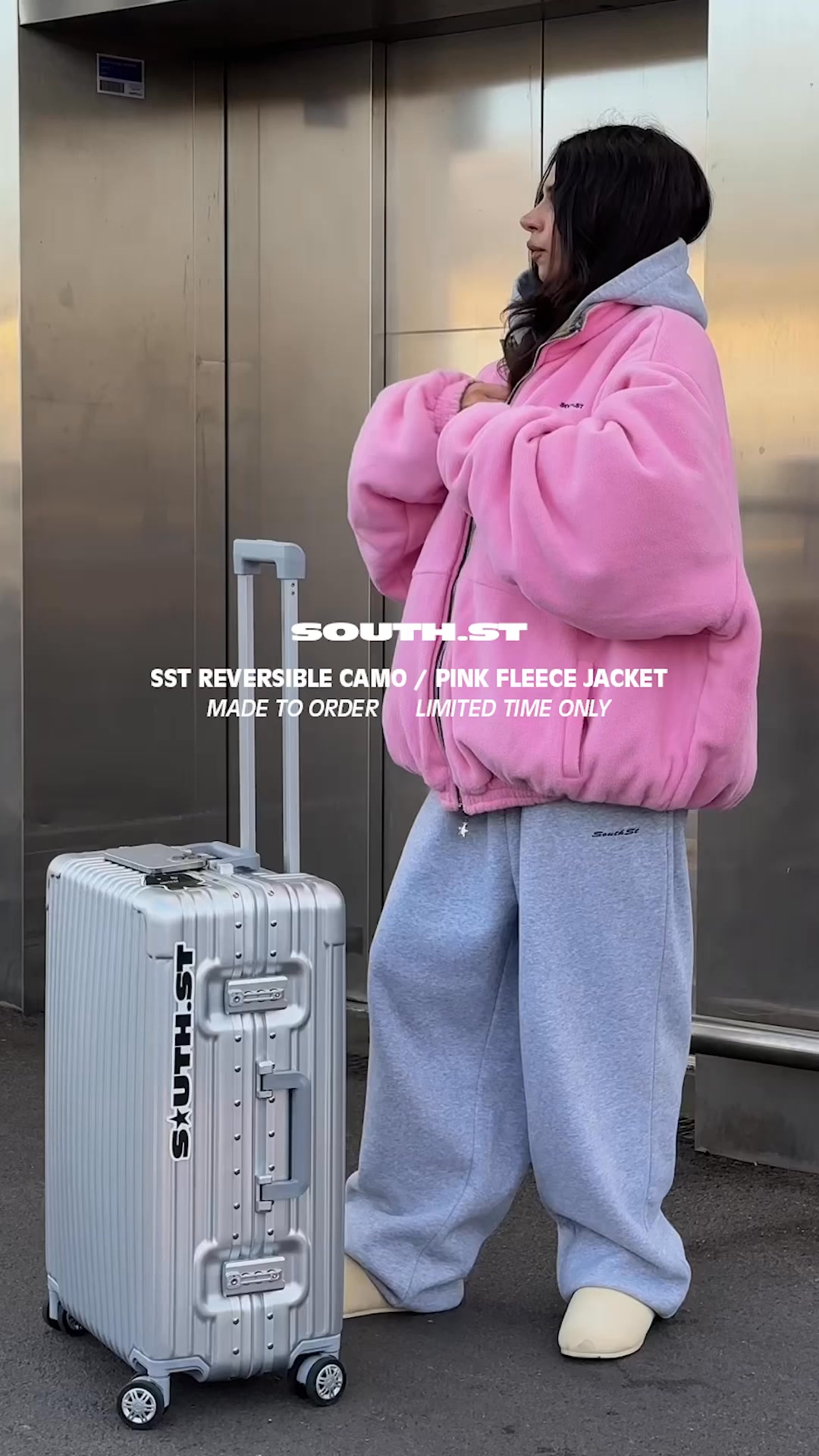 SST Reversible Camo / Pink Fleece Jacket ★