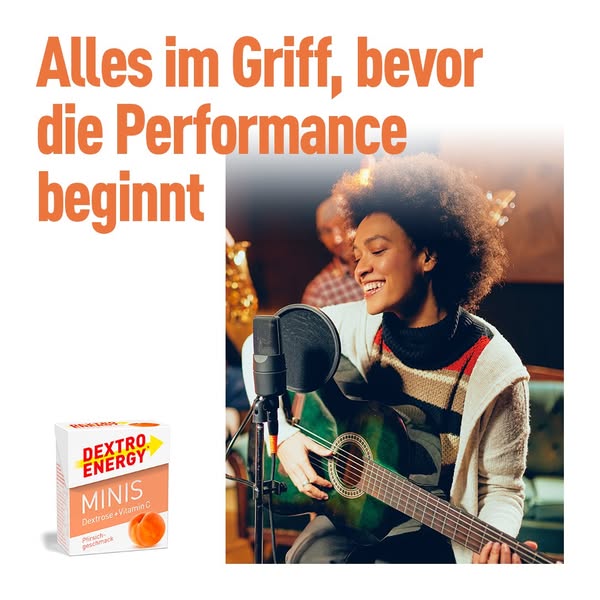 Licht aus. Spot an. Wenn das Lampenfieber kommt, weißt du: Es geht gleich los. Stay motiviert! Die Bühne gehört dir. 🎶✨