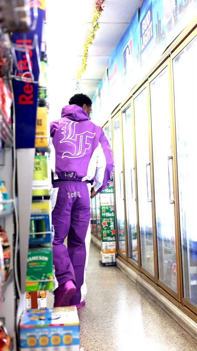 PURPLE NYLON SET🕺🏼🛸💕 TMRW 1:11PM EST