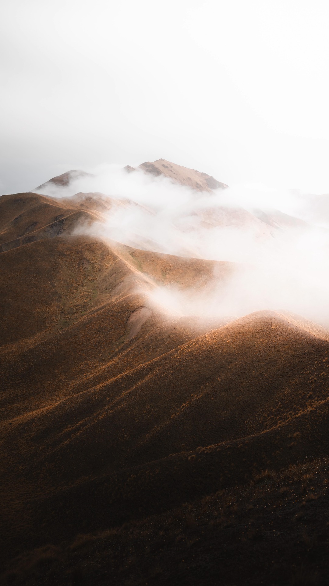 Lindis Pass in New Zealand - such an unreal place to explore with a camera. The HOVERAir X1 PROMAX made it easy to capture the moments without breaking the flow: no controller, no setup, just let it follow along while enjoying the views. 🌬️🏔️

HOVERAir X1 PROMAX — your tracking drone that fits in your pocket.

If you’re curious about what this flying camera can do, you’ll find more via the link in my bio.

*Ad
@hoverair_global

#HOVERAir #X1promax #besttrackingdrone #followmedrone #selfiedrone