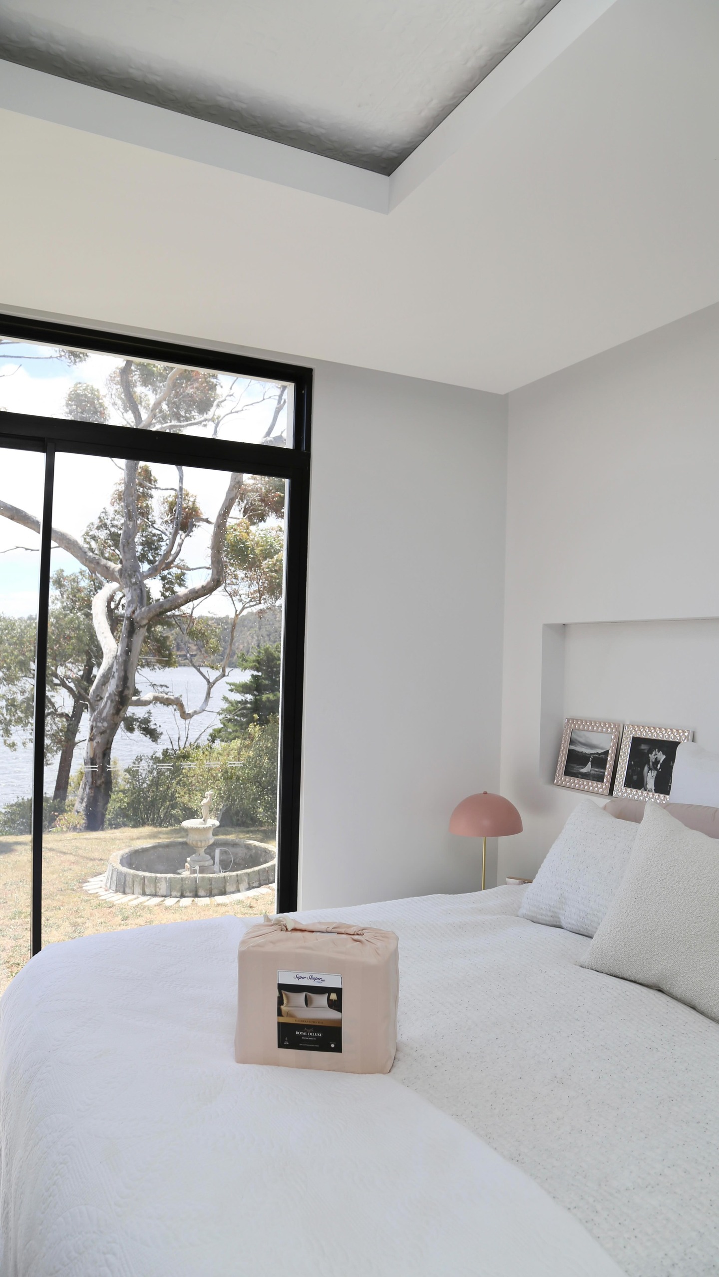 • SILKY SOFT • @supersleeperpro Imperial Dream Sheets™ 1200TC 4pc Bedding Set - New and Upgraded with Free Organiser Bands + additional discount with my code: ELASTIC

Easy-Grip Elastic
3cm thick ribbed edges ensure your sheet stays neatly tucked.

Organizer Band
Free-size band for organized, easy-grab storage.

Oxford Corners
New Oxford corners for a neat, tailored look, no more pointed edges

Oeko-TEX Certified

Hotel-Level Luxury Feel

50 Cm Depth To Fit All Beds
No more slipping or shifting. The sheet stays snug and secure on any mattress, all night long.

Each Sheet Set Includes

- 1x Flat sheet
- 1x Fitted sheet
- 2x Pillowcases

Product review-gift #supersleeper #bedroomdecor #masterbedroomdecor