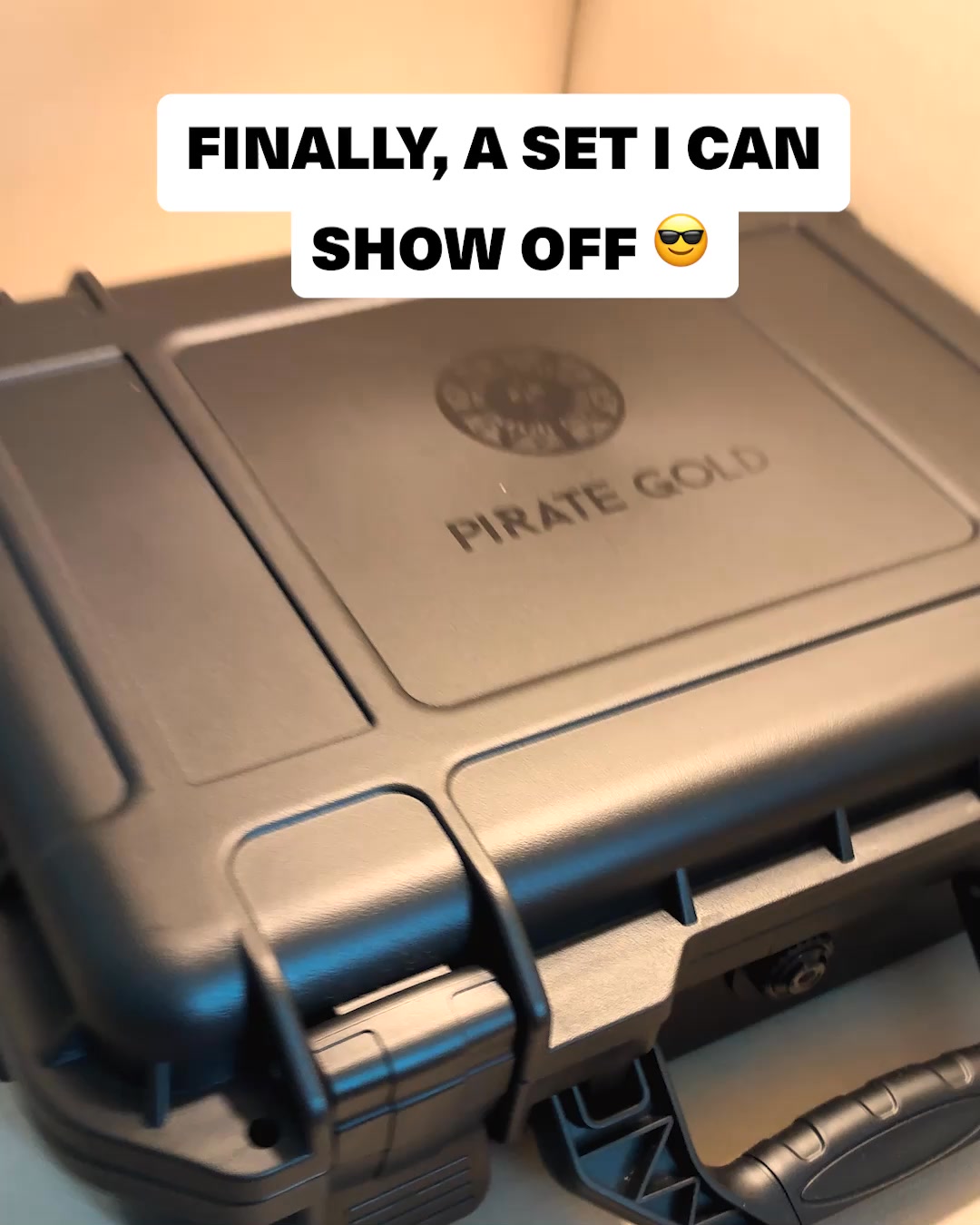 A Poker Set That Actually Impresses