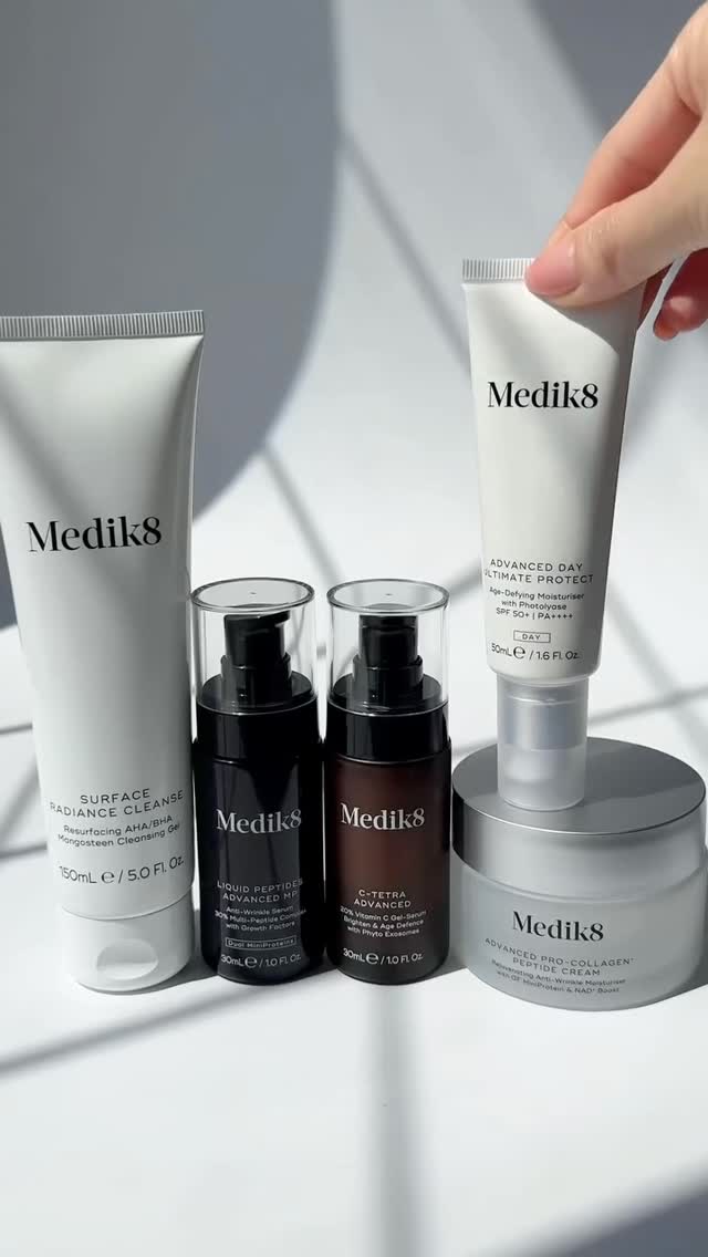 Tu rutina diaria marca la diferencia. ✨
Piel más firme, luminosa y visiblemente más joven. 
 
¿Qué producto de Medik8 no puede faltar en tu rutina?👇🏻