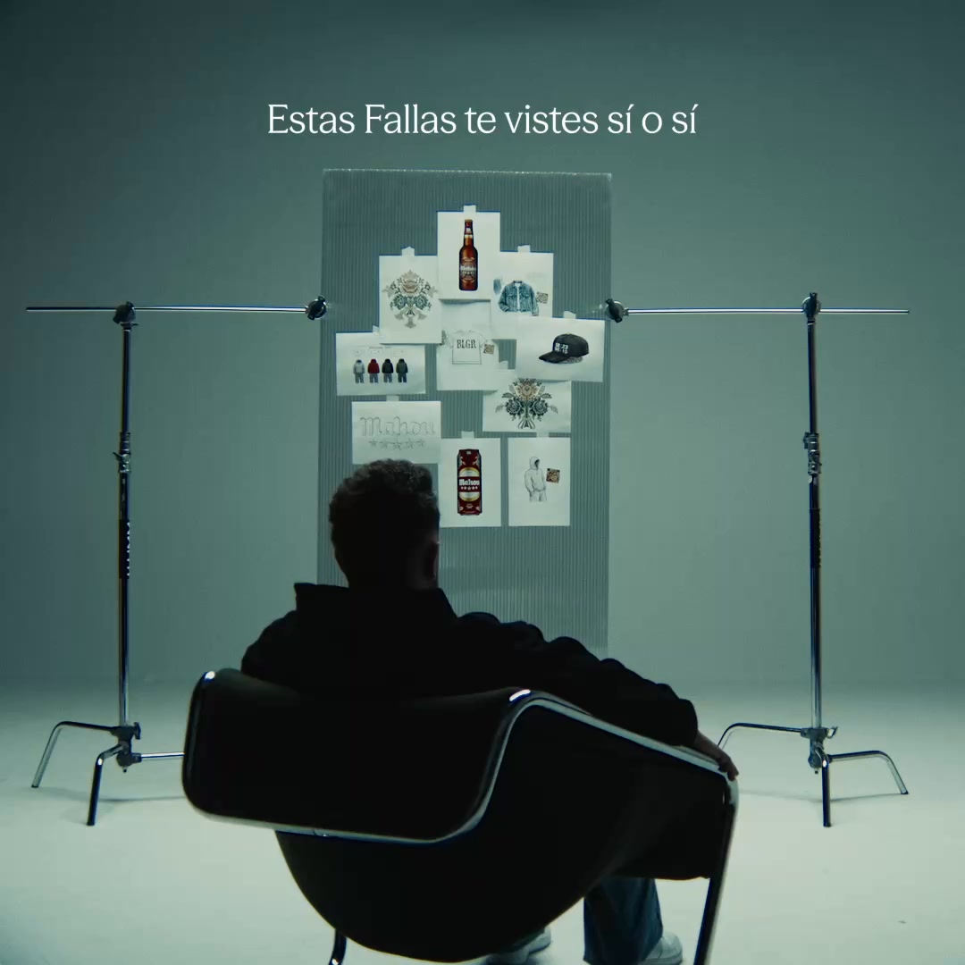 Si pensabas que vestirte en Fallas solo era ponerse un traje, atentos a lo que se viene.

Porque este año te vistes sí o sí.

Muy pronto…