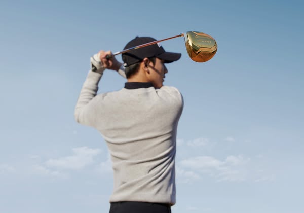 The BERES 10 driver delivers consistent launch and refined power, wrapped in a design that turns heads without trying.

#BERES10 #HonmaGolf