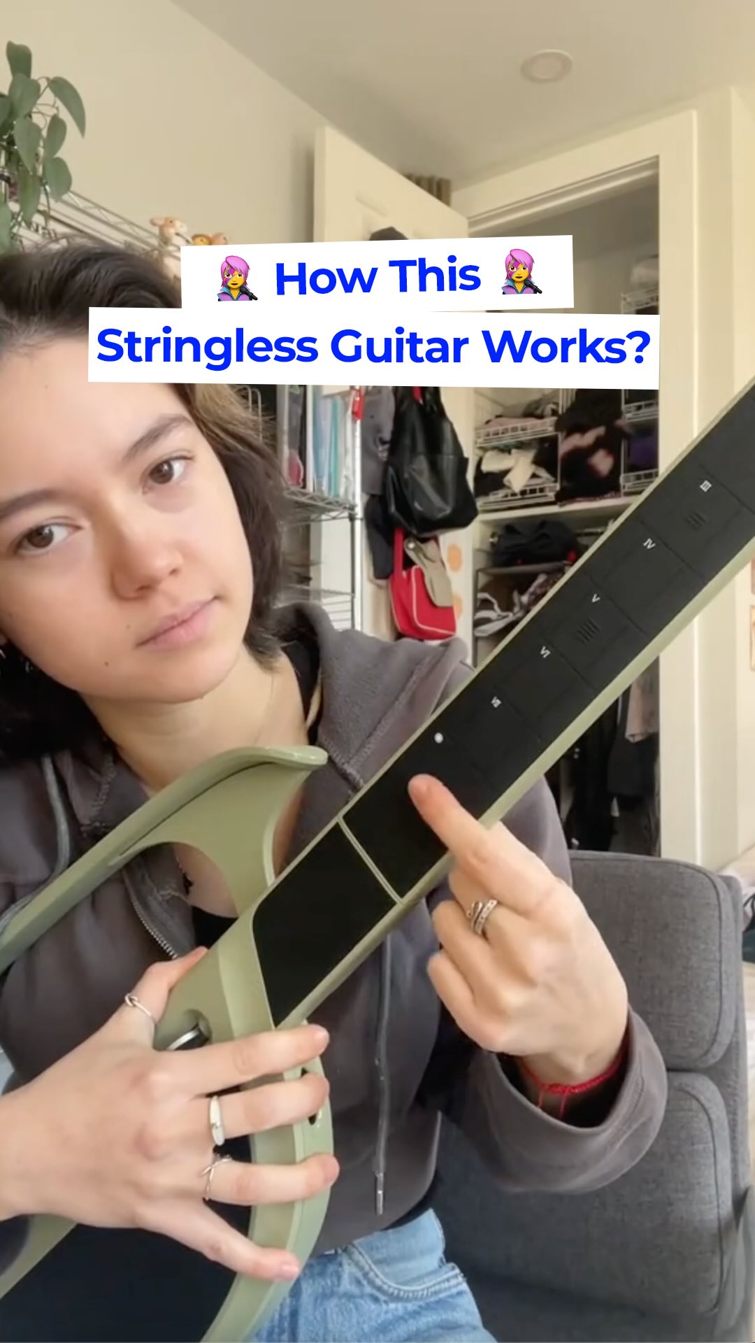 My first impression of LiberLive C1 is… good sound quality!! 

#stringlessguitar #liberlive #musicgadgets