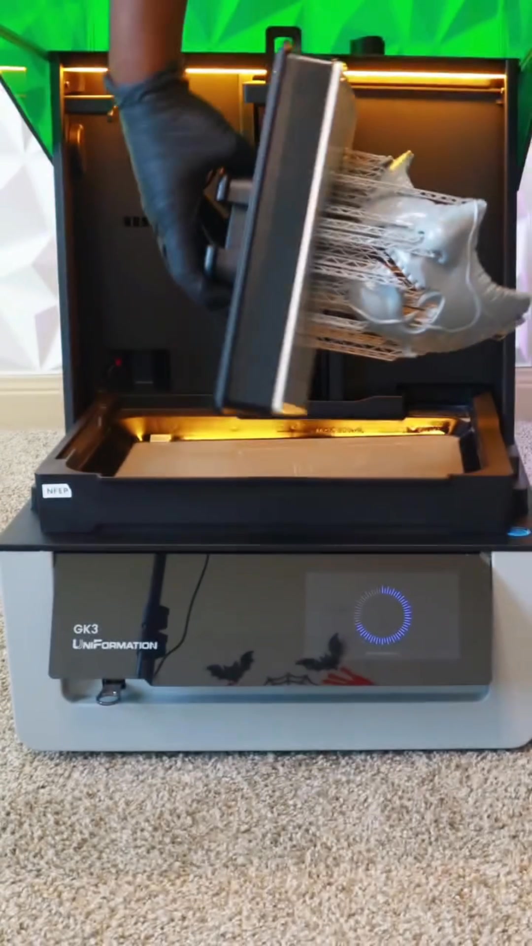 🎭 From raw creativity to gold-finished glory — this Ghost of Yotei mask by @tinatriesthingswasstaken is pure 🔥
Printed on the GK3.
We can’t wait to see what she makes next!

#uniformation3d #GK3Ultra #resinprinting #cosplaymask #ghostofyotei #makercommunity #3dprintedprops