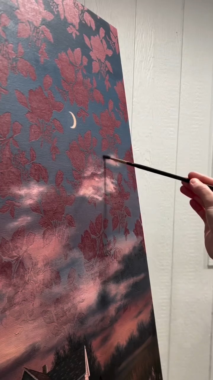 Painting on fabric with real objects stitched in...🤯👏🏼

Artist: @sydswisher