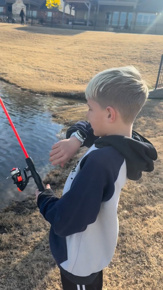 When they’re “just fishing in the neighborhood” but I still want to know exactly where that dock is. 🎣

We’re using the TickTalk 5 — a phone alternative for kids that lets them call, text, and video chat approved contacts only.

✔️ Real-time location tracking
✔️ SOS & 911 ready
✔️ No internet. No games. No social media.
✔️ 40+ parental controls

They get independence.
I get peace of mind.

Linked in my shop (in bio) 🔗 https://liketk.it/5U3JX
myticktalk 

#parentalcontrol #smartwatch #safety