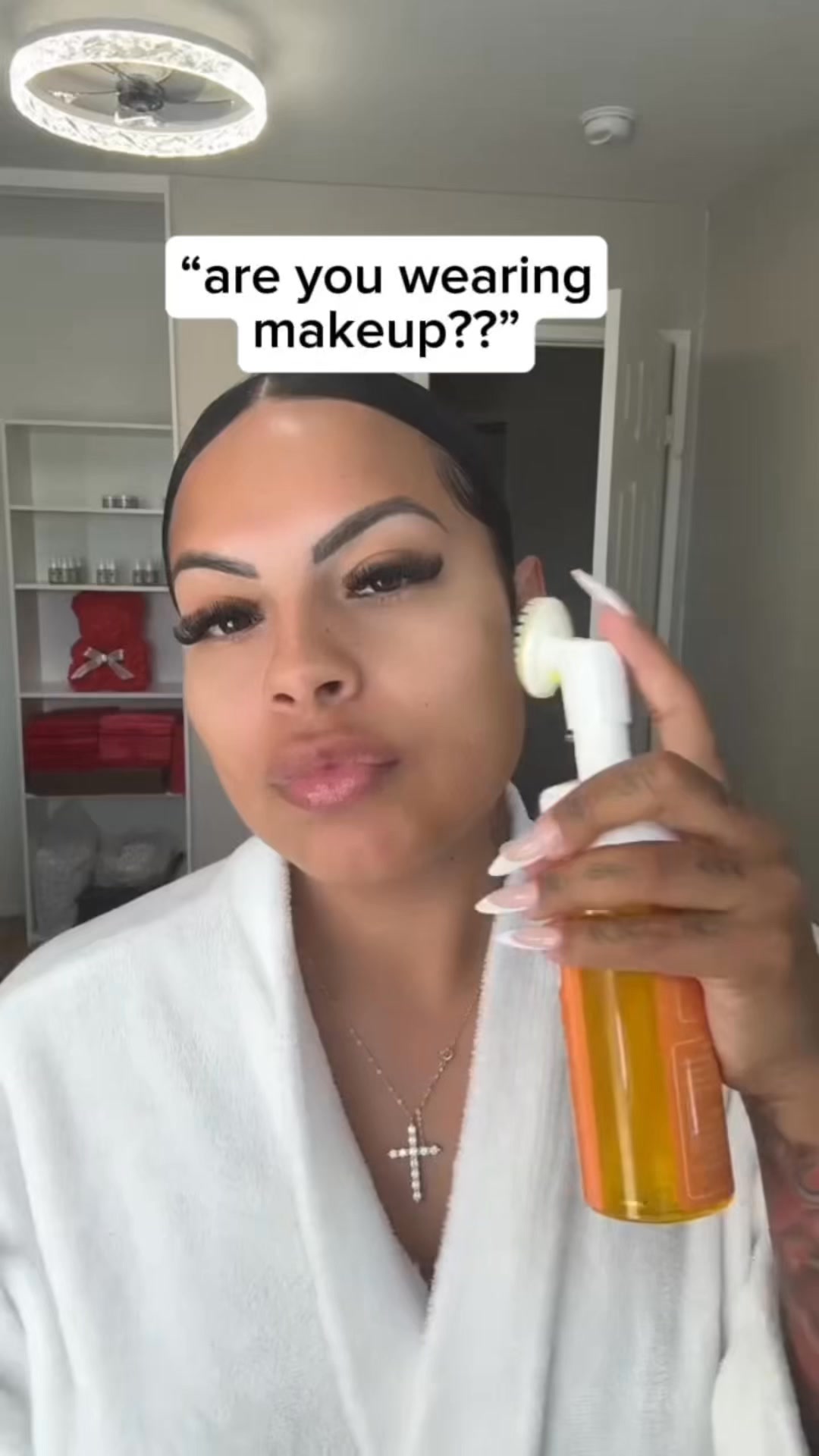 A Holiday Miracle ✨: Glow Wash for $9.99