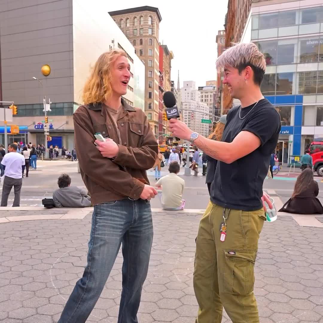 COLD AS ICE. SPEARMINT PUFFS