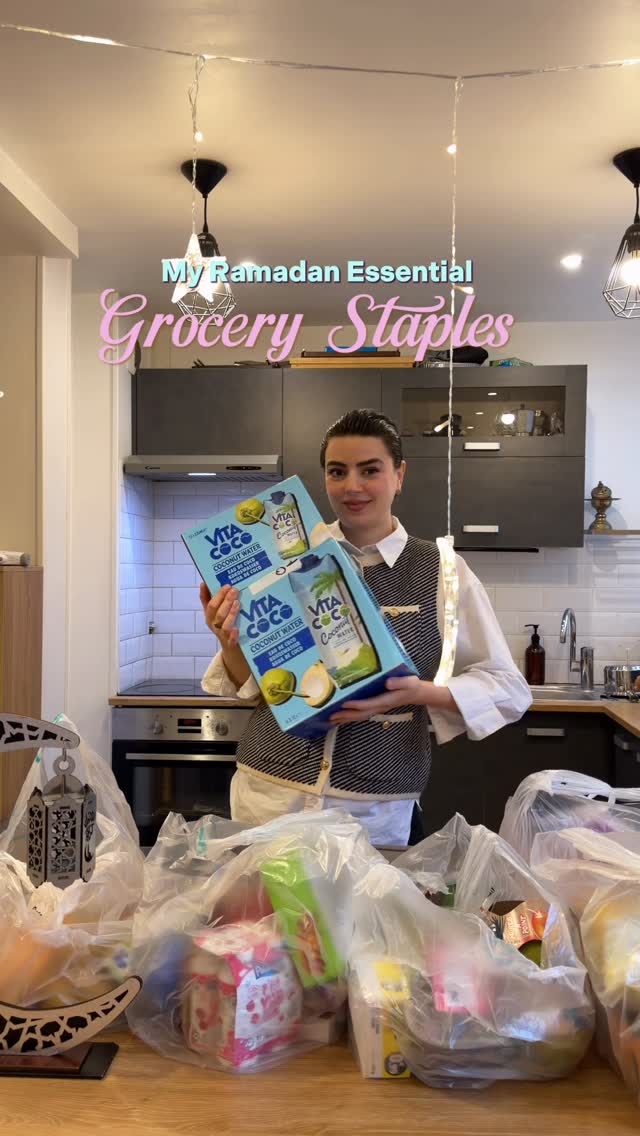 Let’s restock the fridge together !
My #ramadan grocery staples with @vitacocoeu 
#breakyourfastfast #family #grocery #restock