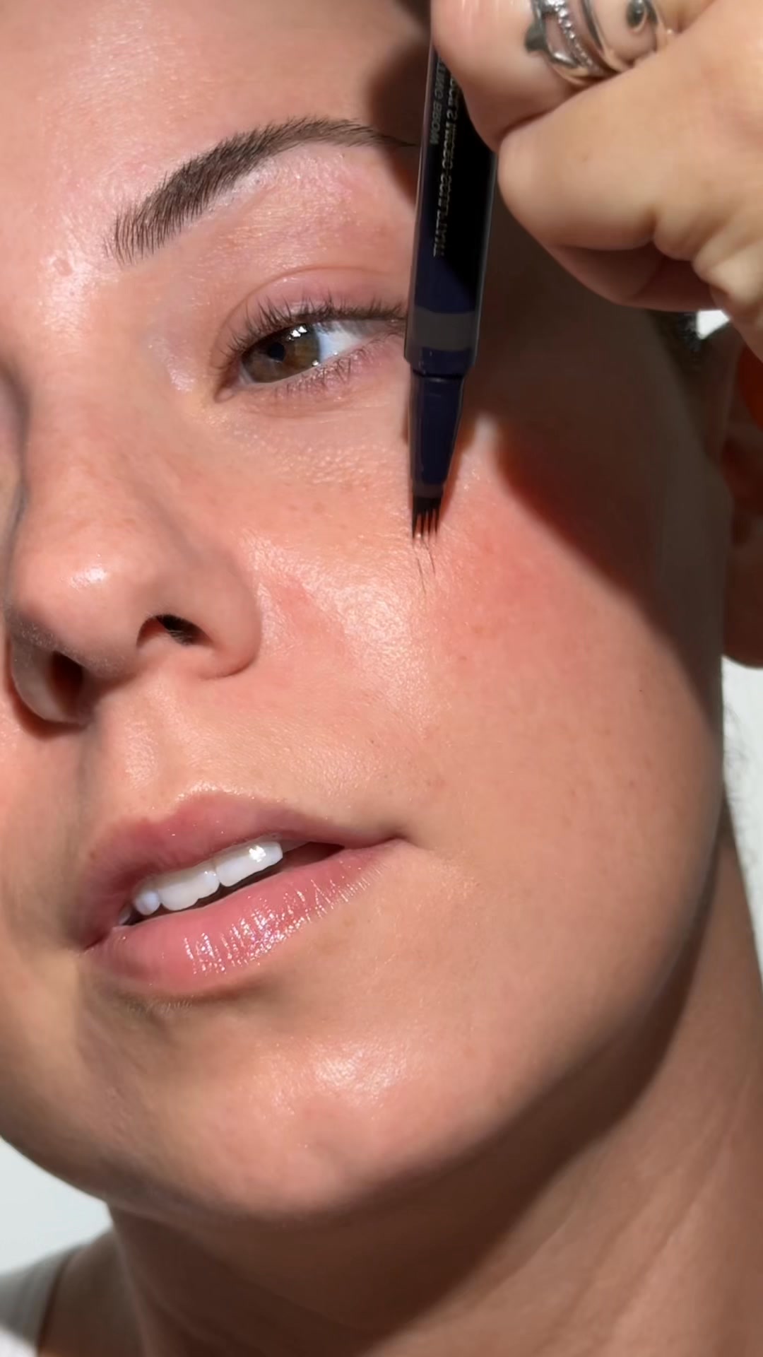 Micro Sculpting Brow Pen